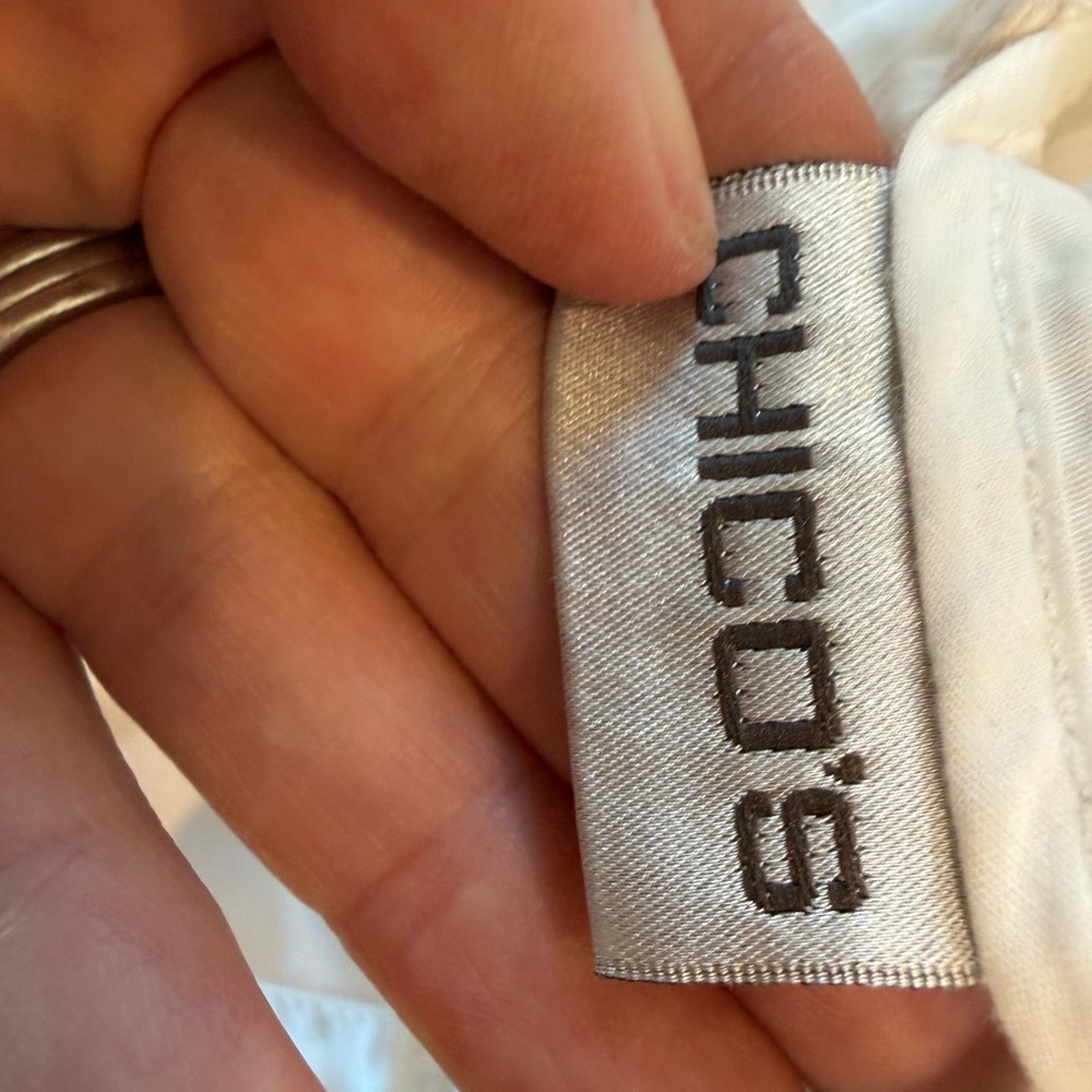 CHICOs White Embroidered Pants, size 10. - Picture 15 of 15
